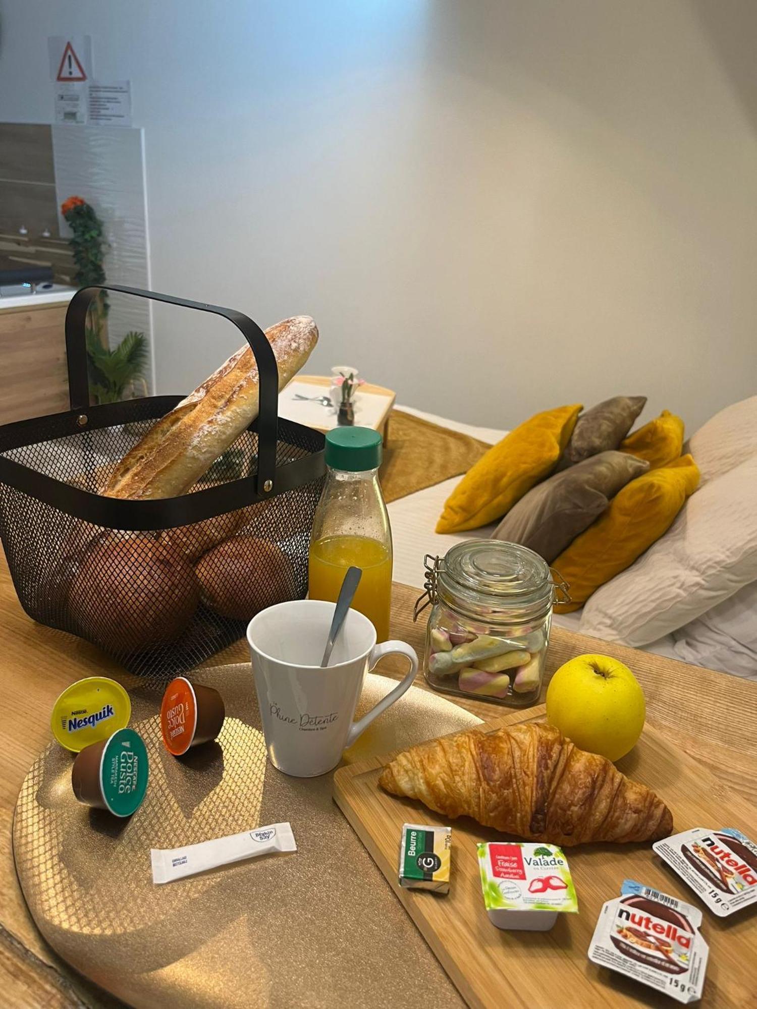 Cocon Privatif Bed & Breakfast Bassee